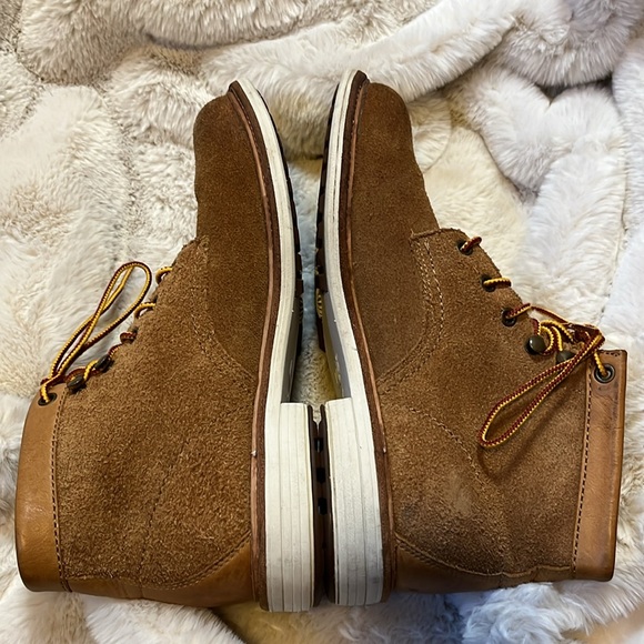 Ugg Australia Mens SZ 9 Vestmar Boots Chestnut 1017779 main image 5
